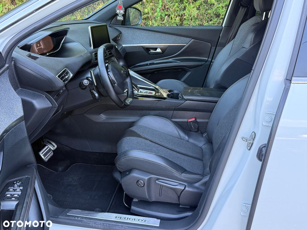 Peugeot 5008 BlueHDi 130 EAT8 GT - 13