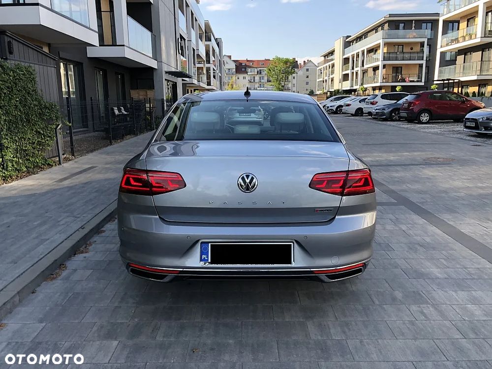 Volkswagen Passat 2.0 TDI BMT SCR 4Mot Highline DSG7 - 3
