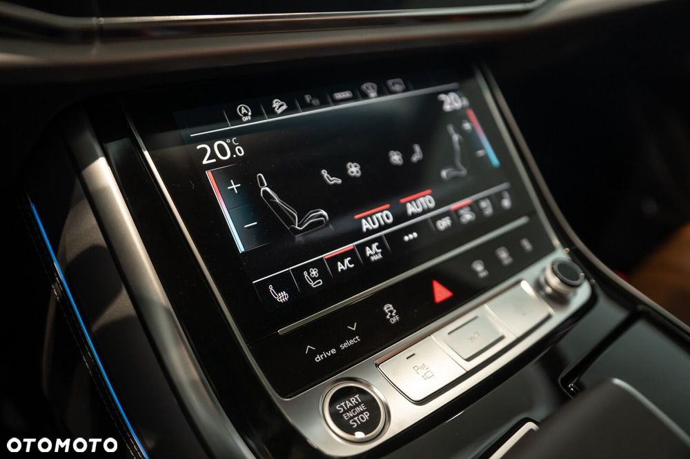 Audi Q8 - 34
