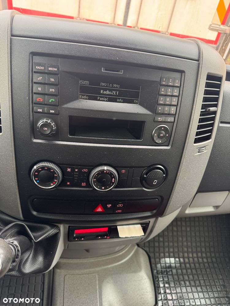 Volkswagen CRAFTER - 8