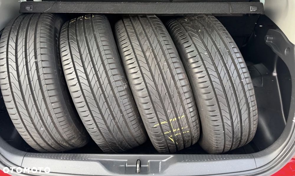 Toyota Urban Cruiser - 9