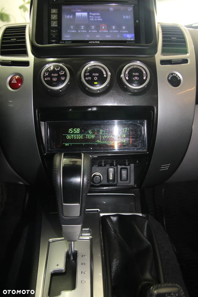Mitsubishi Pajero Sport - 20