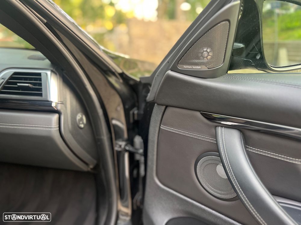 BMW M4 Coupe DKG - 22