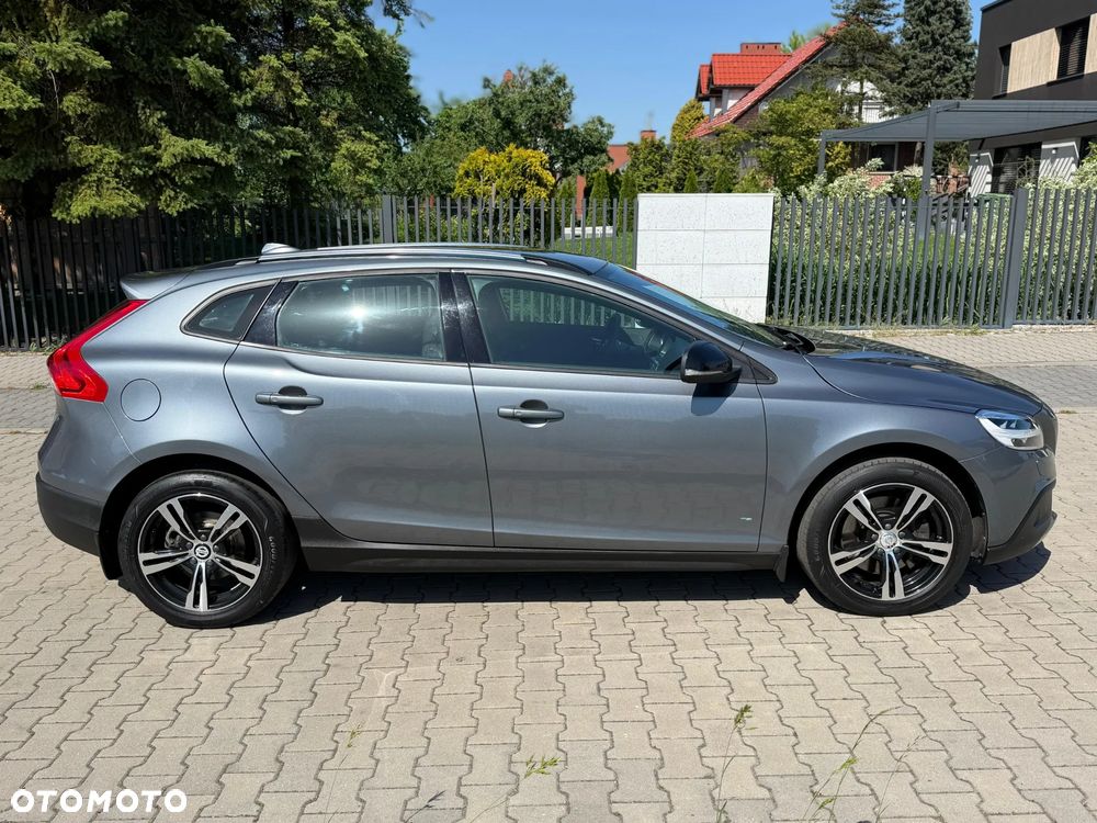 Volvo V40 Cross Country D3 Geartronic Momentum - 8