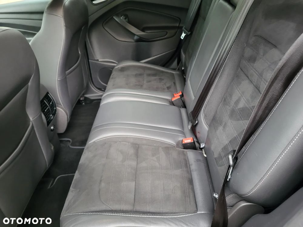 Ford Kuga 2.0 TDCi 4x4 ST-Line - 13