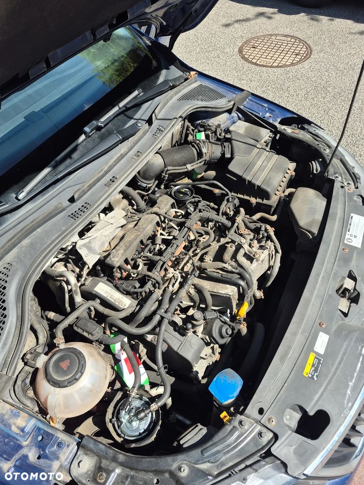 Skoda RAPID 1.6 TDI DPF Active - 36