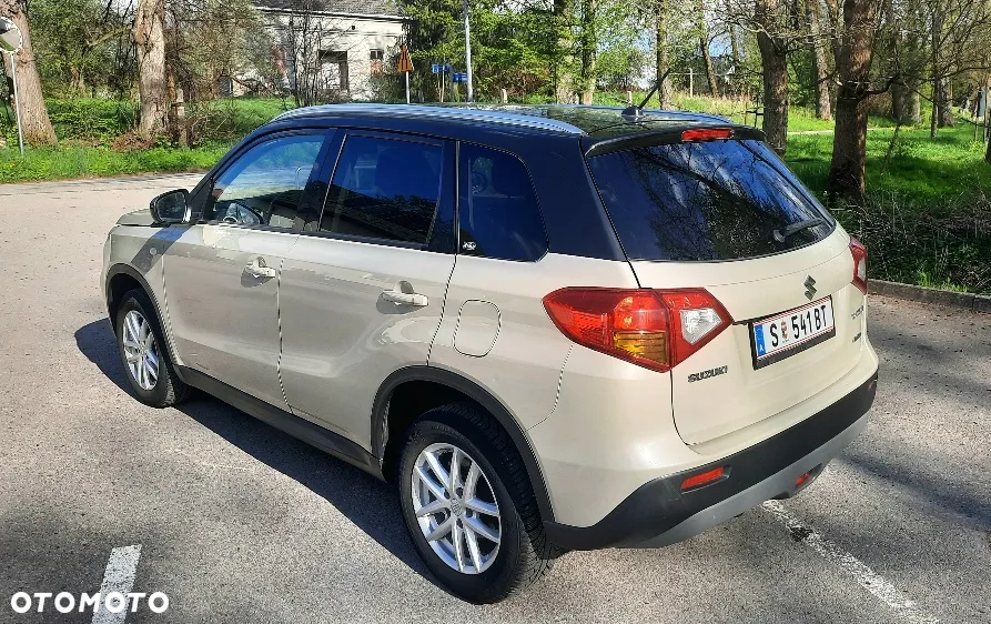Suzuki Vitara 1.6 Premium 4WD - 7