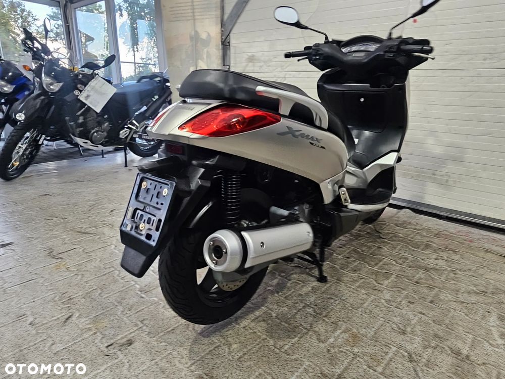 Yamaha X-max - 30
