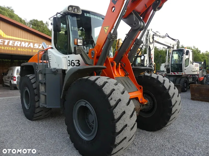 Liebherr L550 Z Niemiec / Szybkozłącze Łyżka + widły / Super Stan / - 38