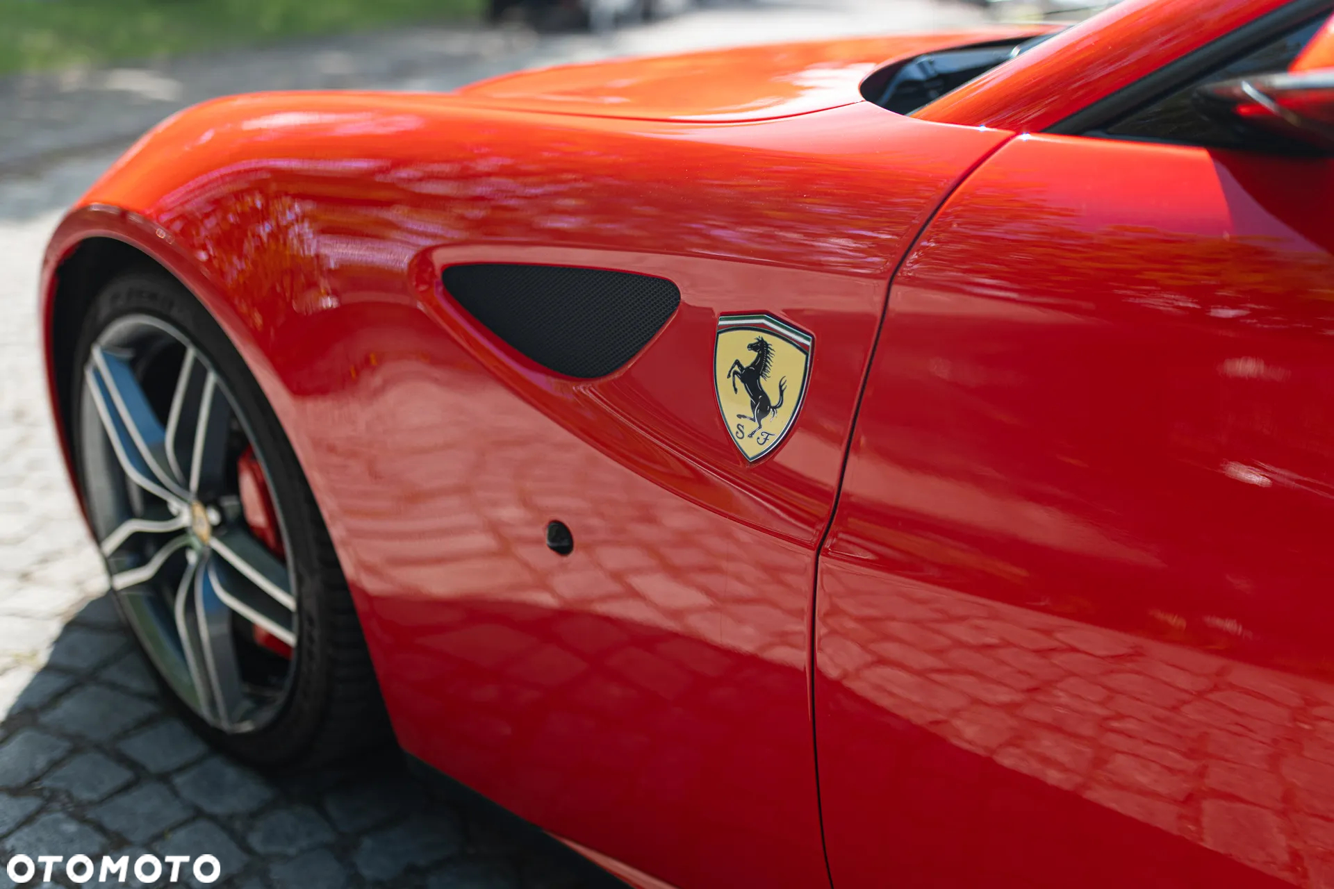 Ferrari FF Standard - 4