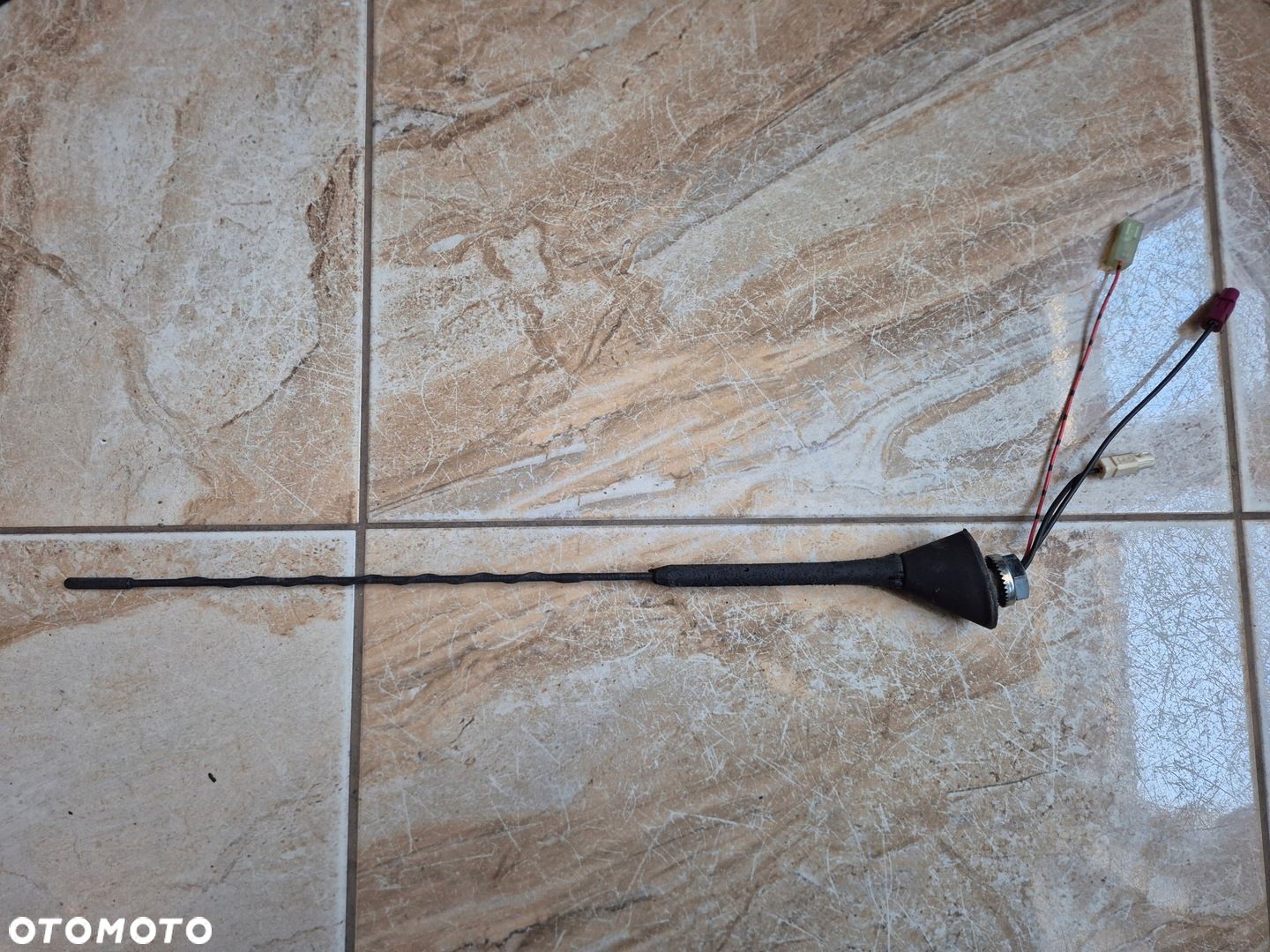 ANTENA BAT MAN TGX TGS TGL TGM - 1