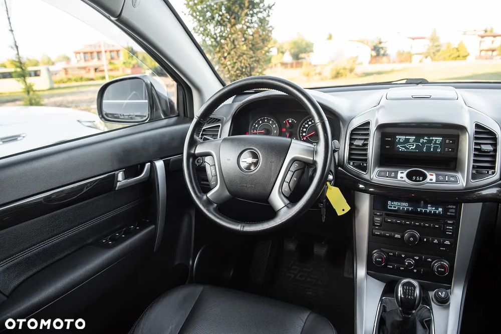 Chevrolet Captiva - 26
