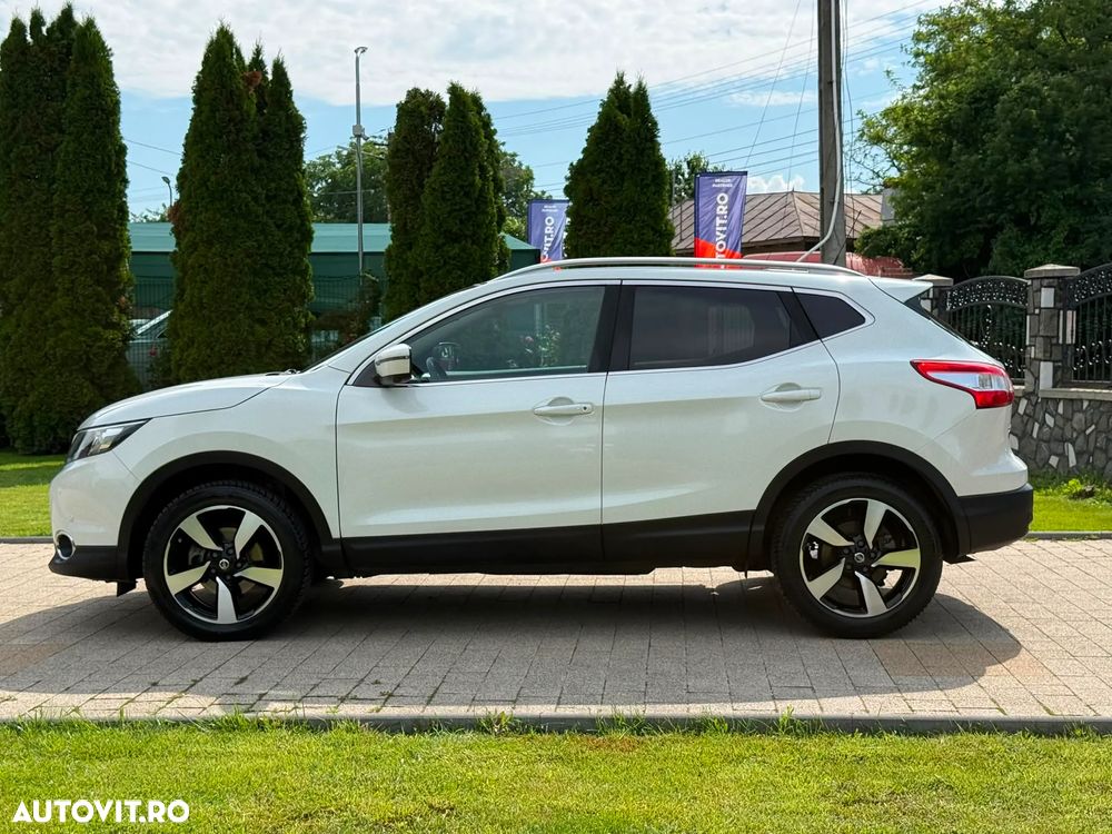 Nissan Qashqai 1.6 DCI Start/Stop N-Connecta - 22