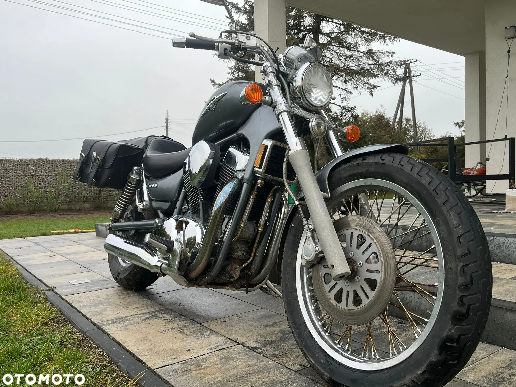 Suzuki Intruder - 4
