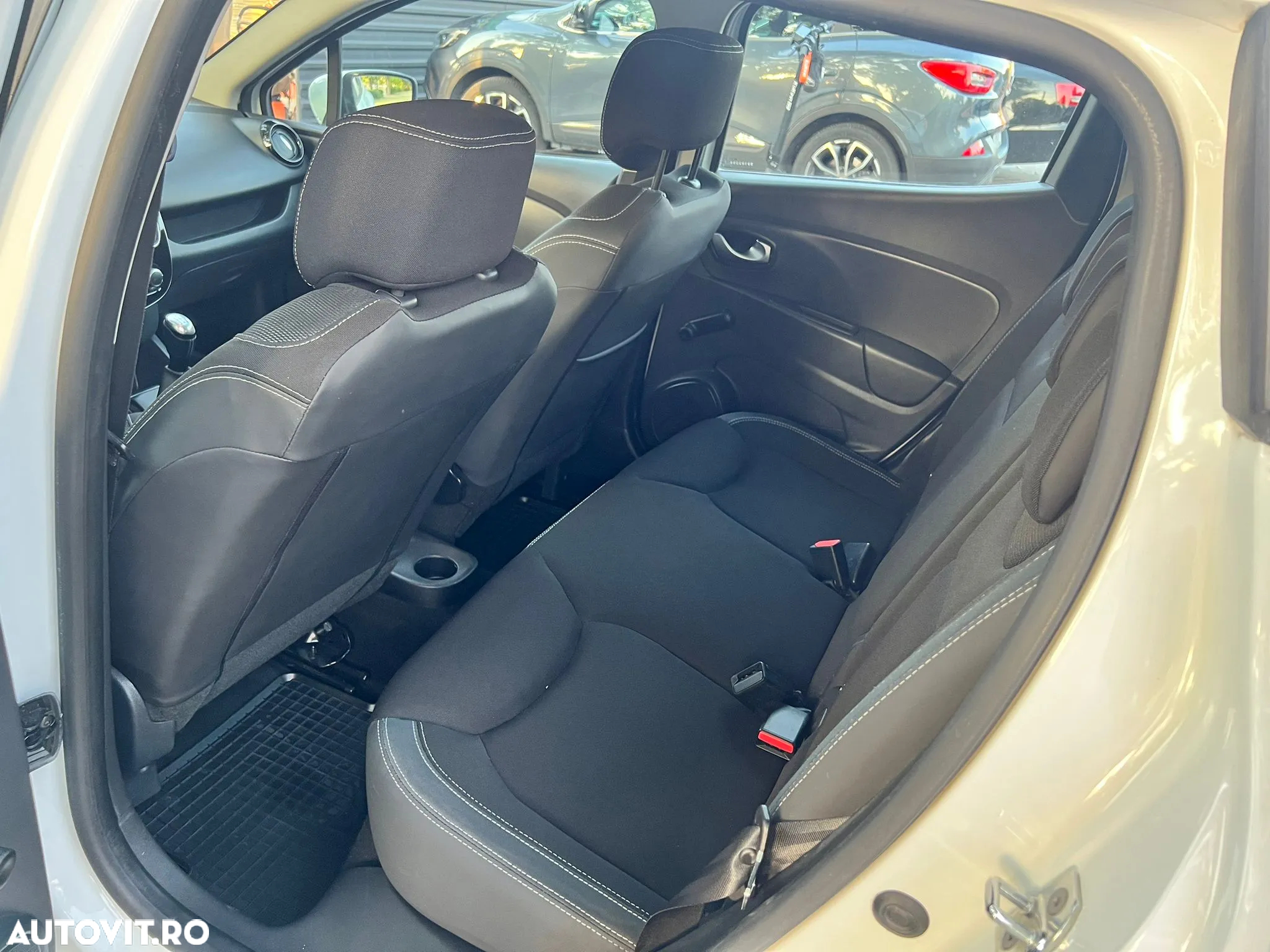 Renault Clio dCi 90 Limited - 12