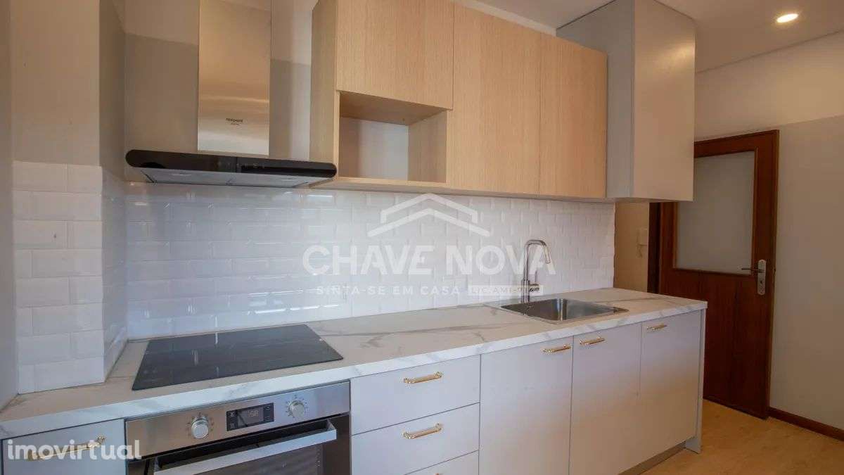 T3 Totalmente Renovado c/ Terraço e Garagem em Vila Nova de Gaia - Grande imagem: 5/31