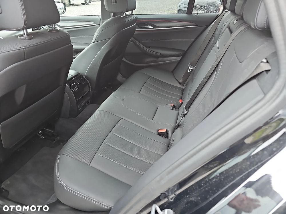 BMW Seria 5 - 24
