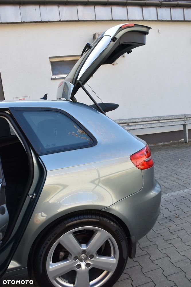 Audi A3 Sportback 2.0 TDI Attraction - 11