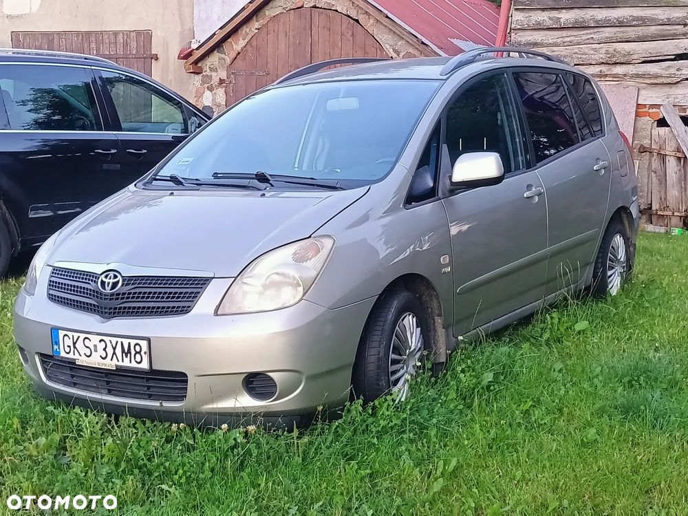 Toyota Corolla Verso 1.8 Sol - 1