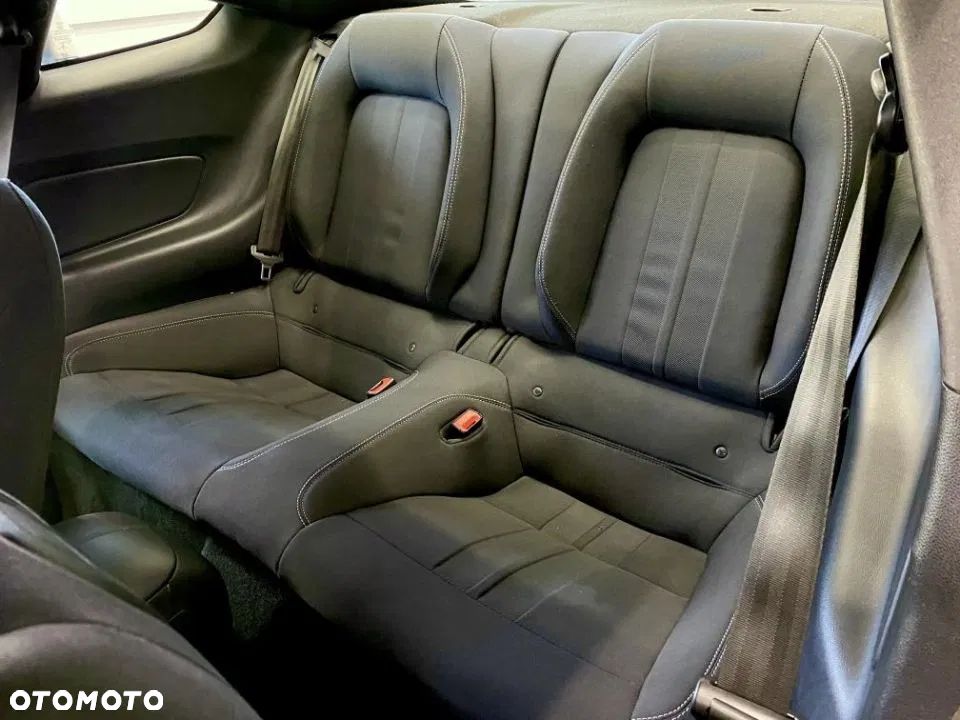 Ford Mustang - 12
