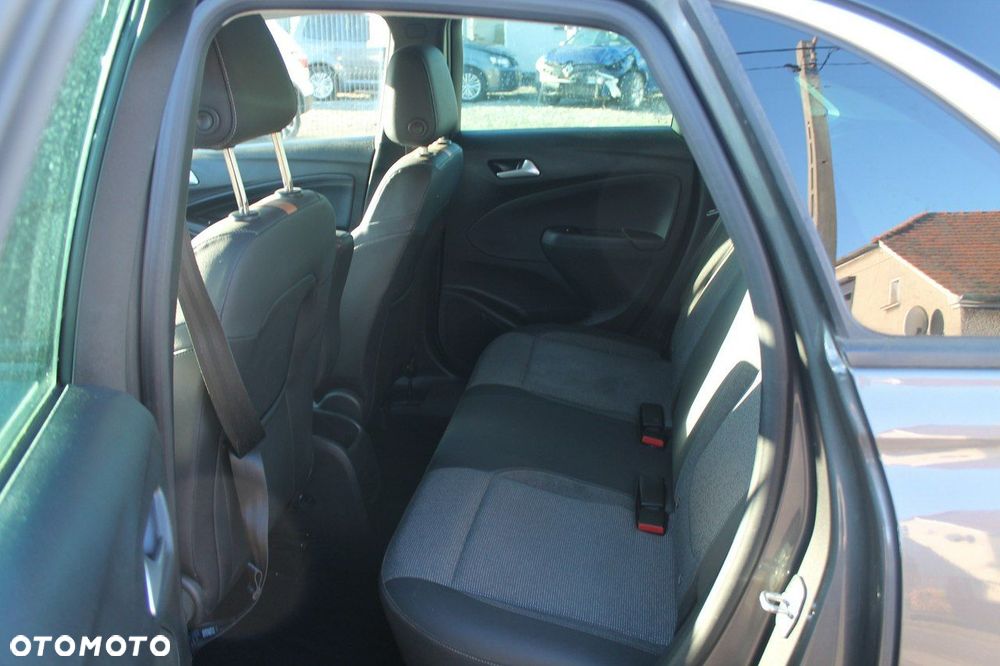 Opel Crossland X - 10