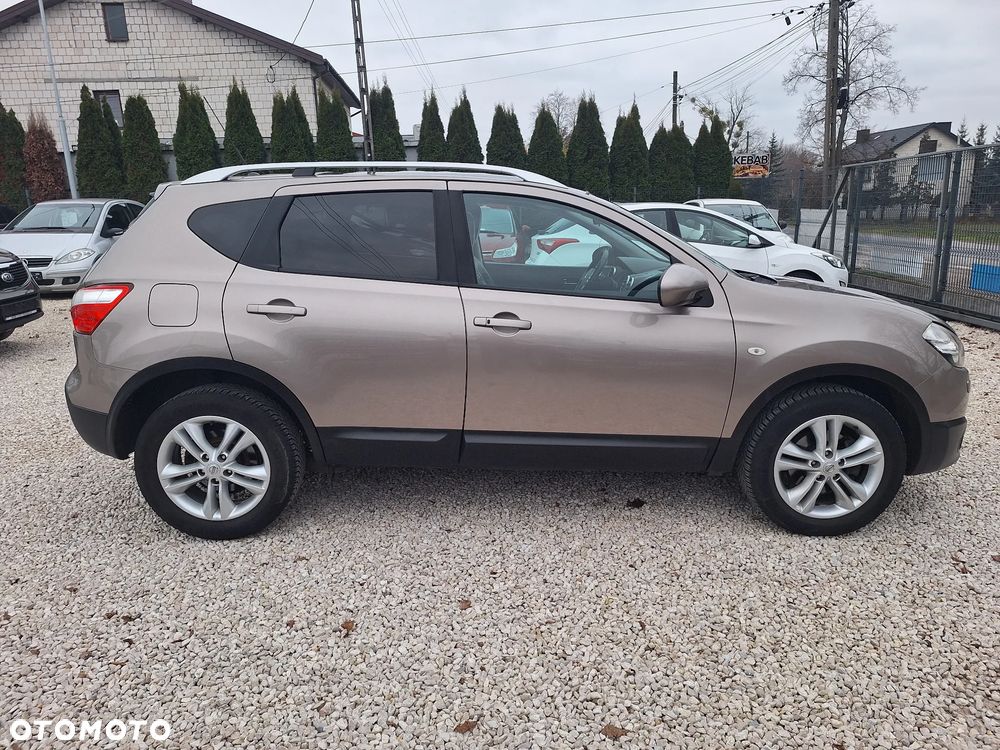 Nissan Qashqai 2.0 dCi Tekna Pack - 16