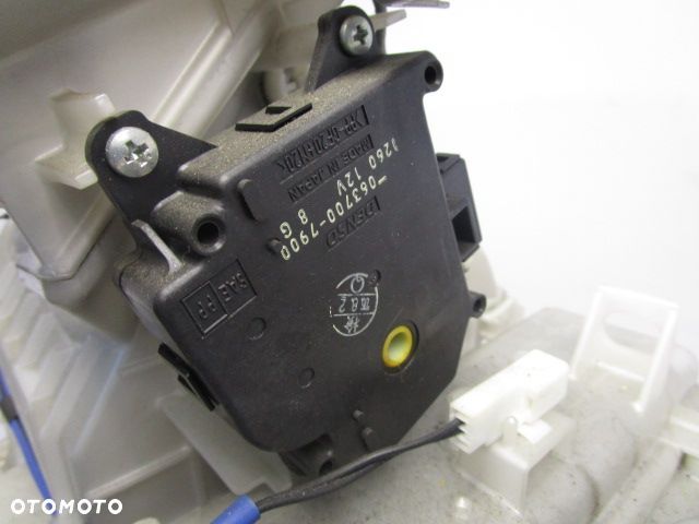 YARIS VERSO I LIFT NAGRZEWNICA OBUDOWA WODA KLIMA - 8