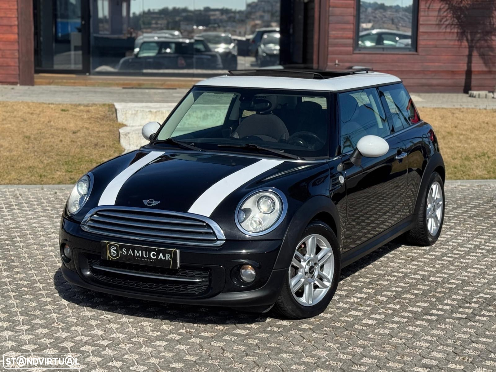 MINI 3 Portas Cooper D - 4