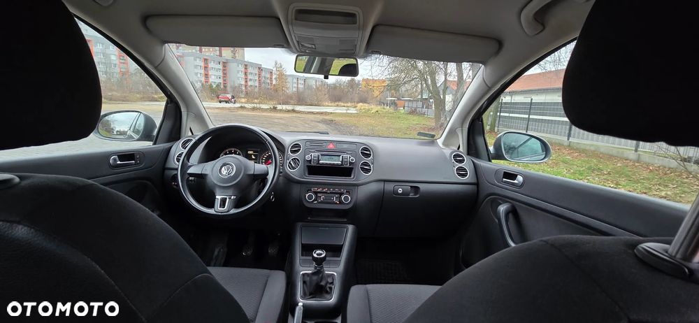 Volkswagen Golf 1.6 Comfortline - 14