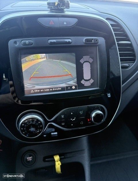 Renault Captur 1.2 TCe Exclusive EDC - 17