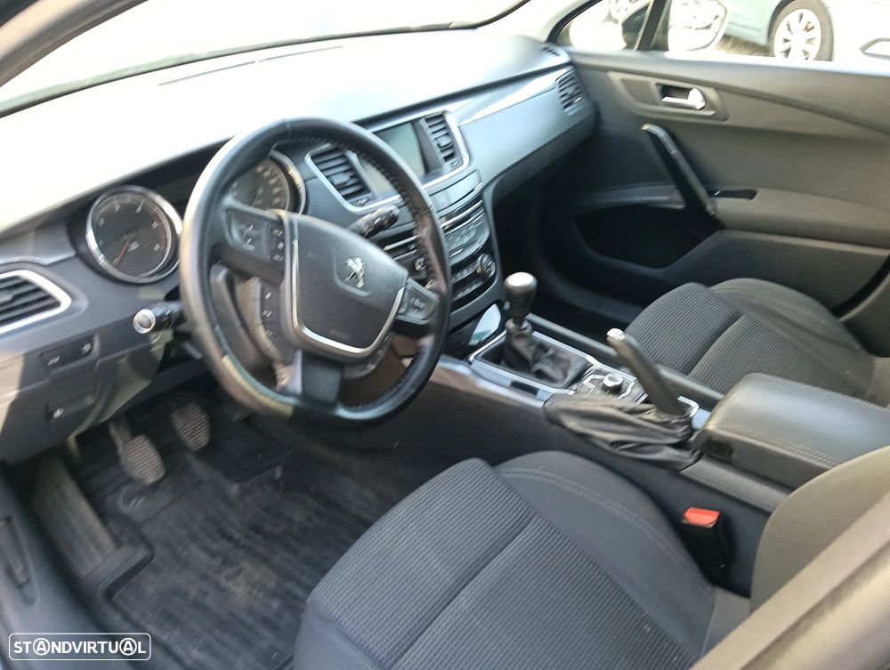 Peugeot 508 SW - 25