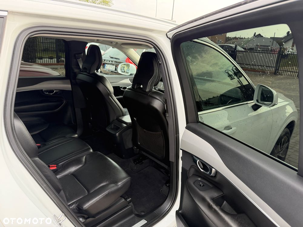 Volvo XC 90 B5 D AWD Momentum Pro 7os - 19