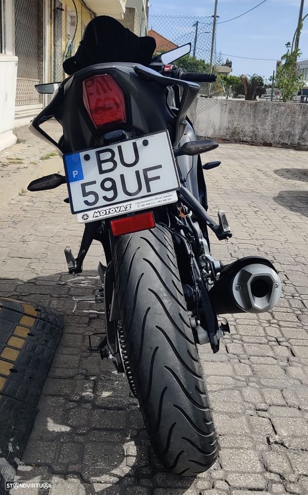 Yamaha YZF - R 125 - 9