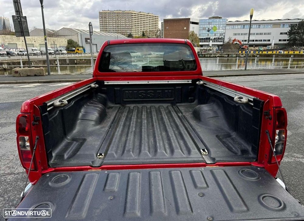 Nissan Navara 2.5 dCi KC SE 4WD - 11