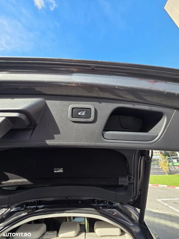 Jaguar E-Pace D150 AWD R-Dynamic Base - 15