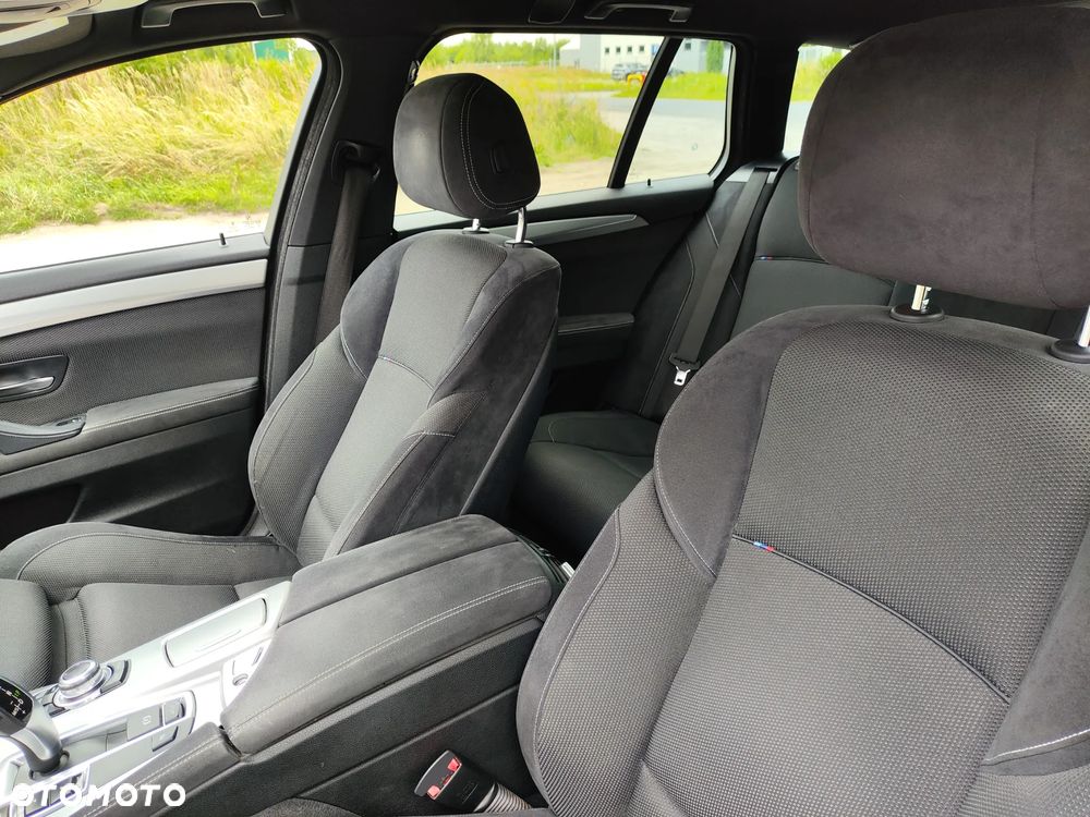 BMW Seria 5 520d M Sport Edition - 10