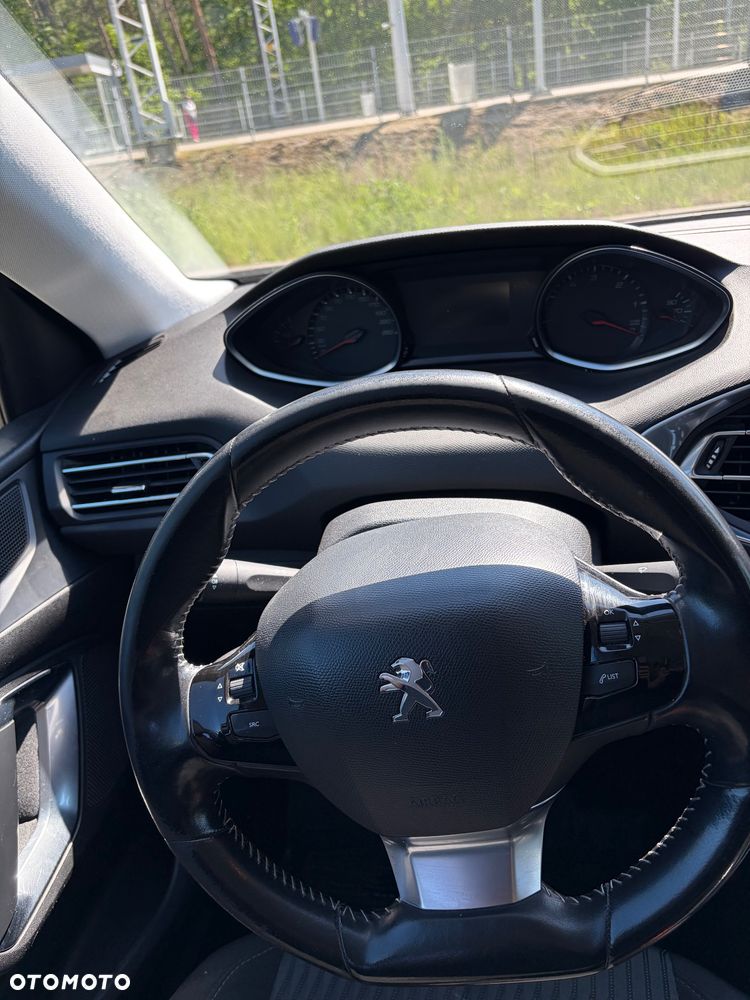 Peugeot 308 - 5
