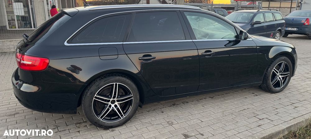 Audi A4 Avant 2.0 TDI quattro Stronic - 5