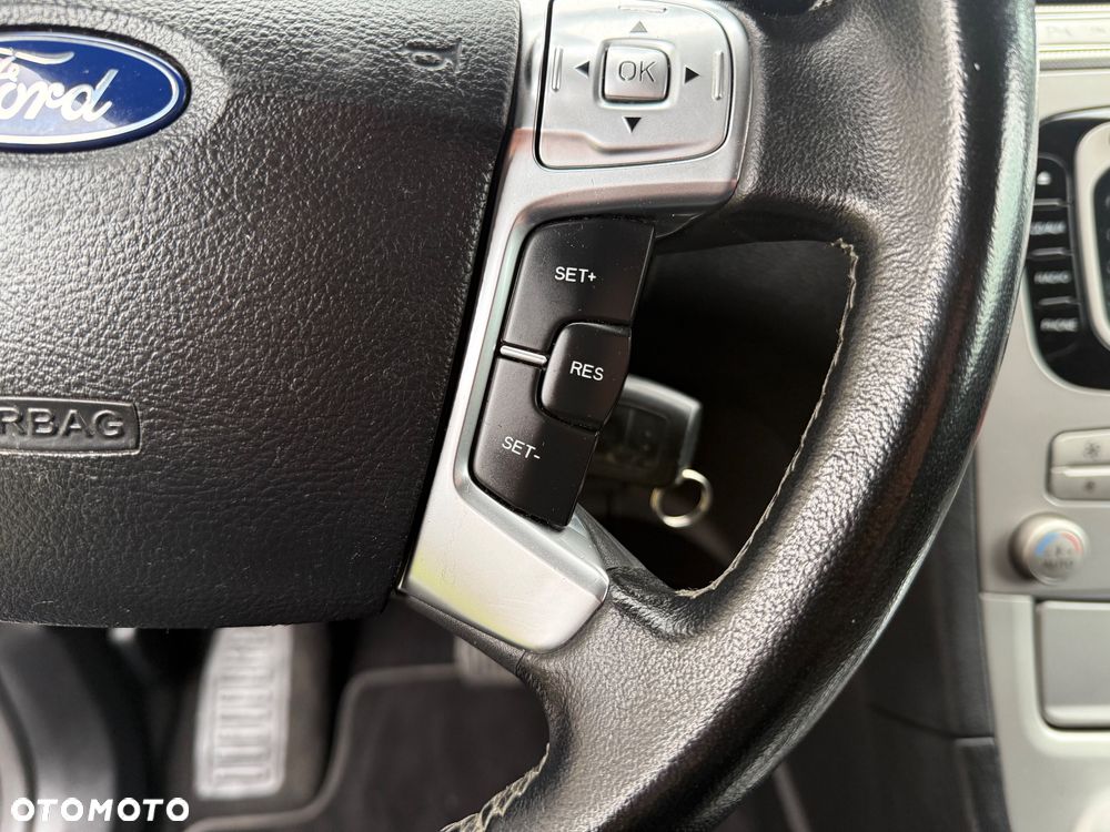 Ford Galaxy 2.0 TDCi Titanium - 11