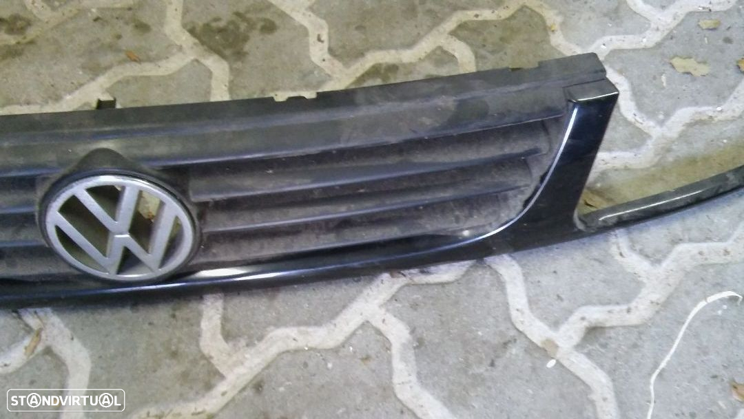 Grelha do simbolo vw polo 6n - 6