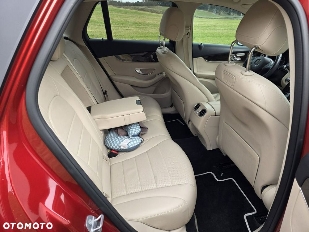 Mercedes-Benz GLC - 6