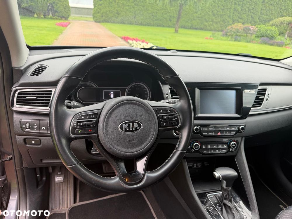 Kia Niro 1.6 GDI Hybrid M - 14