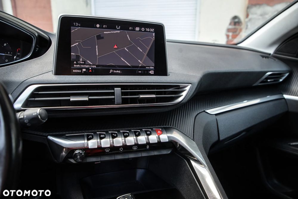 Peugeot 3008 BlueHDi 120 EAT6 Stop & Start Allure - 19