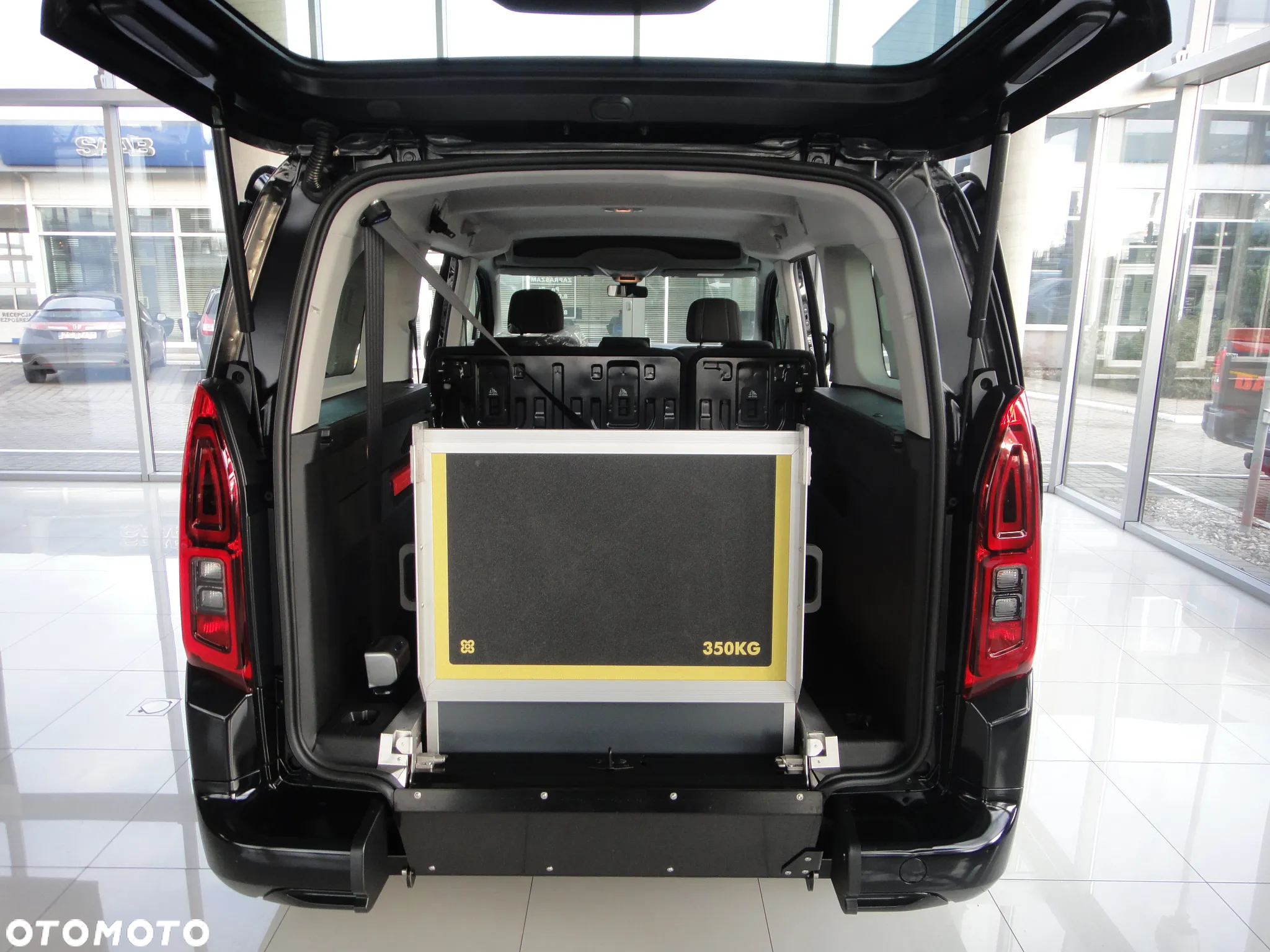 Toyota Proace City Verso 1.2 D-4T Combi - 7