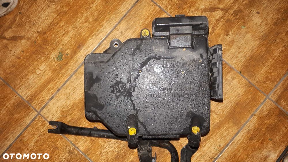 Ducato III lift 2.3 multijet skrzynka bezpieczników + mocowanie - 2