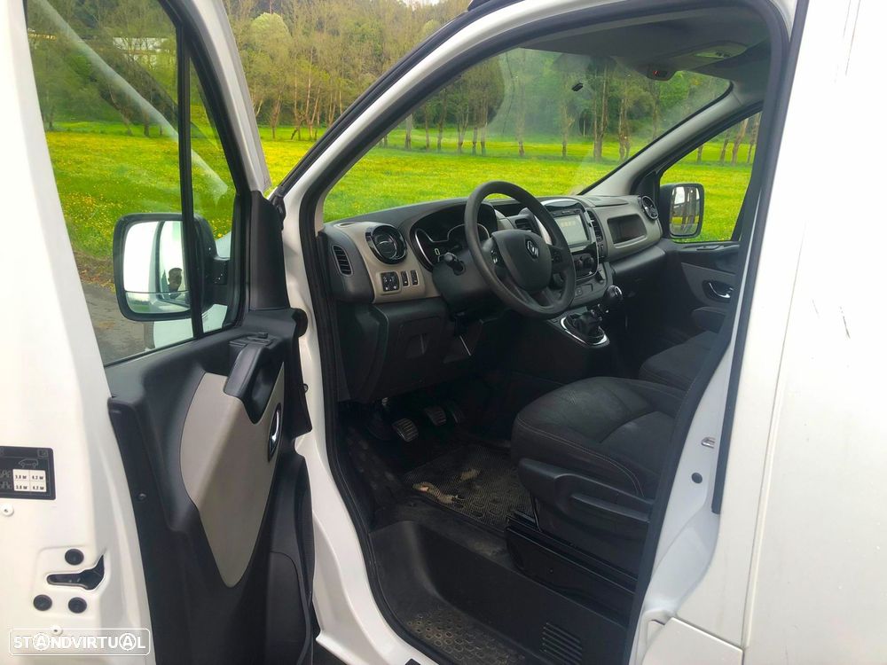 Renault Trafic 1.6 dCi L2H1 1.2T SS - 13