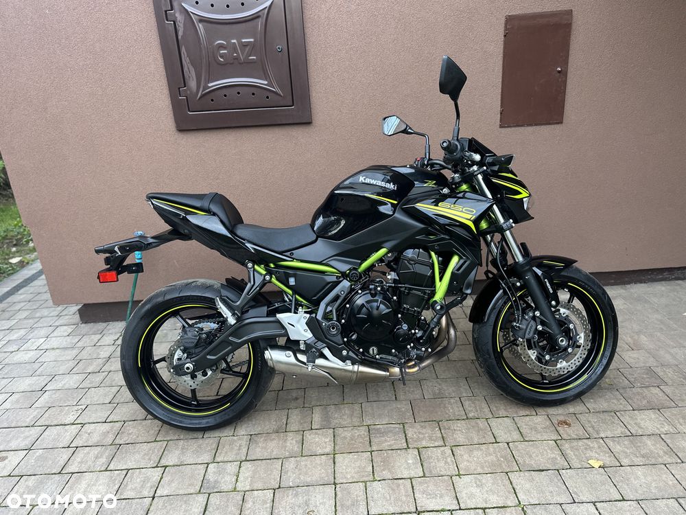 Kawasaki Z 650 - 24