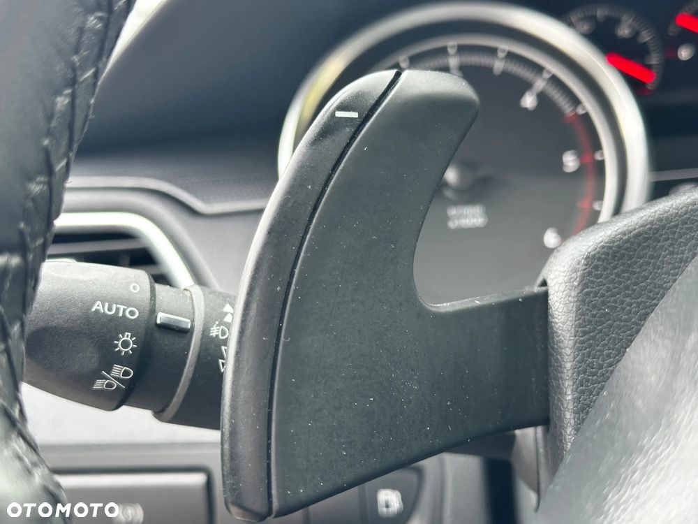 Peugeot 508 BlueHDi 180 EAT6 Stop&Start Allure - 27