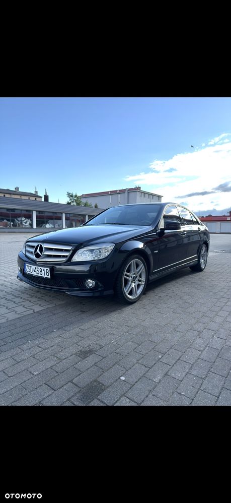 Mercedes-Benz Klasa C 200 CGI BlueEff Avantgarde - 3