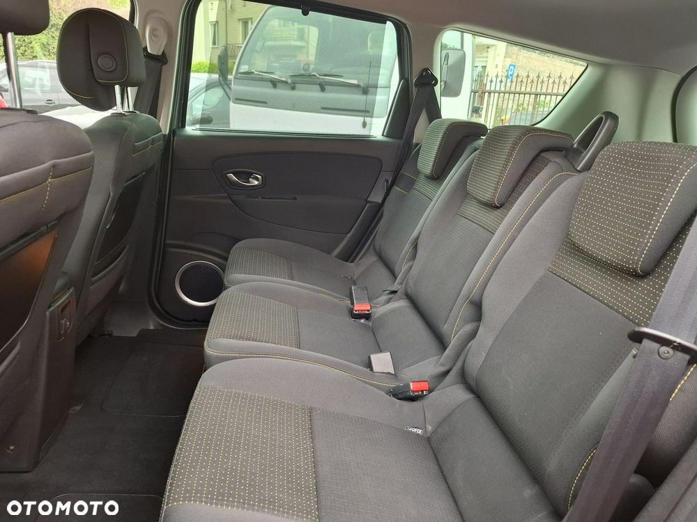 Renault Grand Scenic 2.0 16V 140 CVT Bose Edition - 16